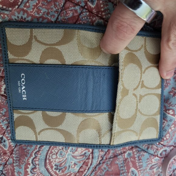 ECU Coach slim card case - Picture 4 of 7